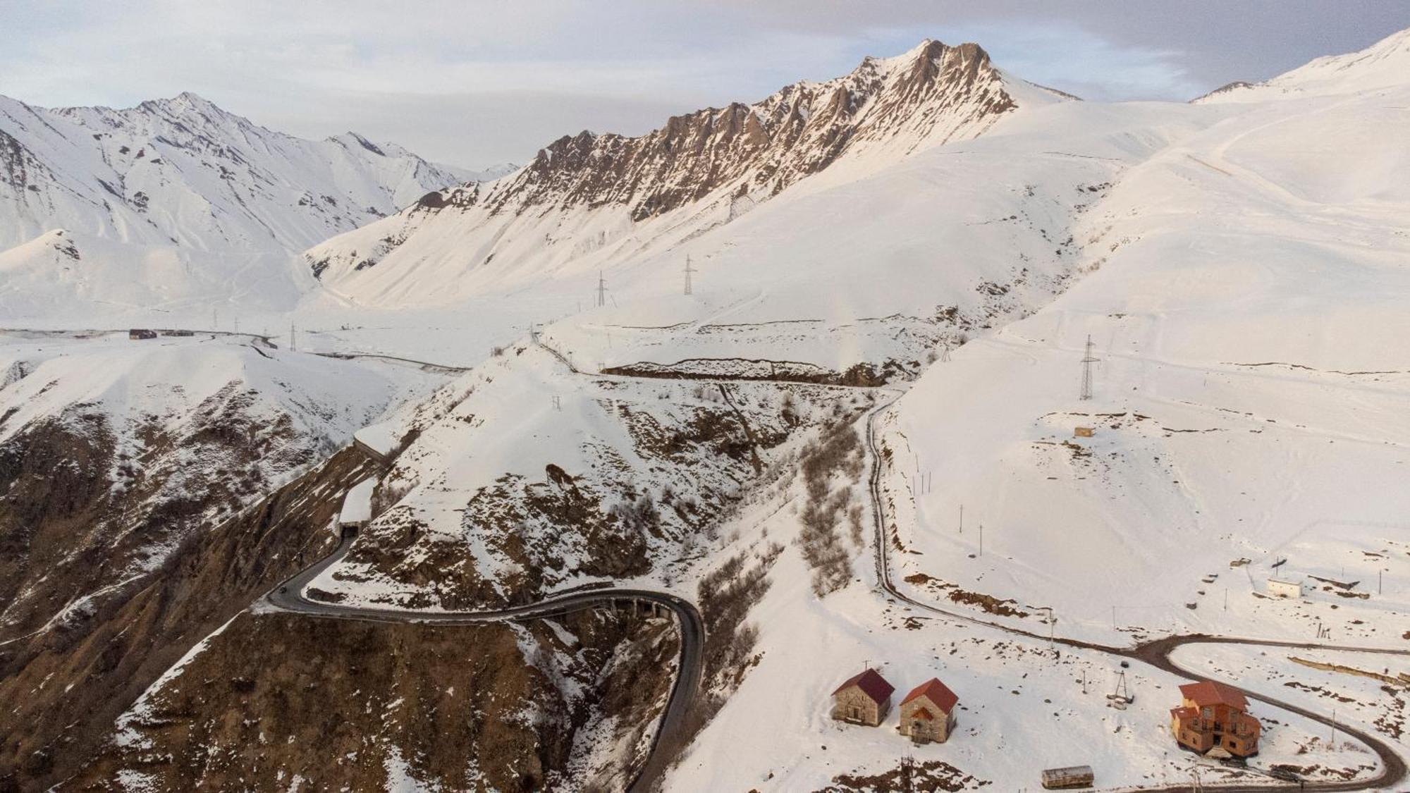 The Hills Hostel Gudauri Exterior foto